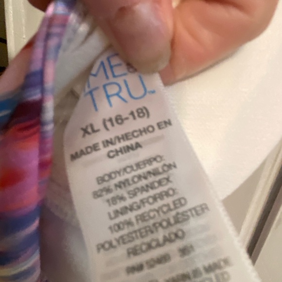 Time and True Swim Suit Top. X-lg. Gorgeous Colors ties in back. - Picture 3 of 4